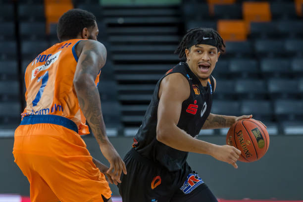 勒布朗将提 勒布朗将提